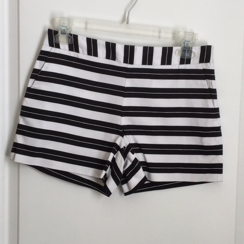 Women’s Cremieux black/white striped shorts, sz 2